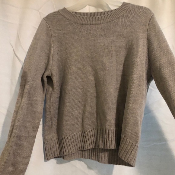 H&M Sweaters - Basic grey knit crew neck sweater